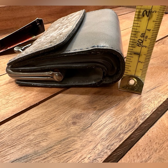 Patricia Nash Astor wallet NWT Safflower Blue Color (blue and grey) $79 small - Picture 11 of 15